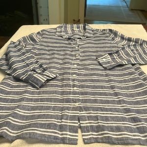 Garnet Hill linen shirt. LG